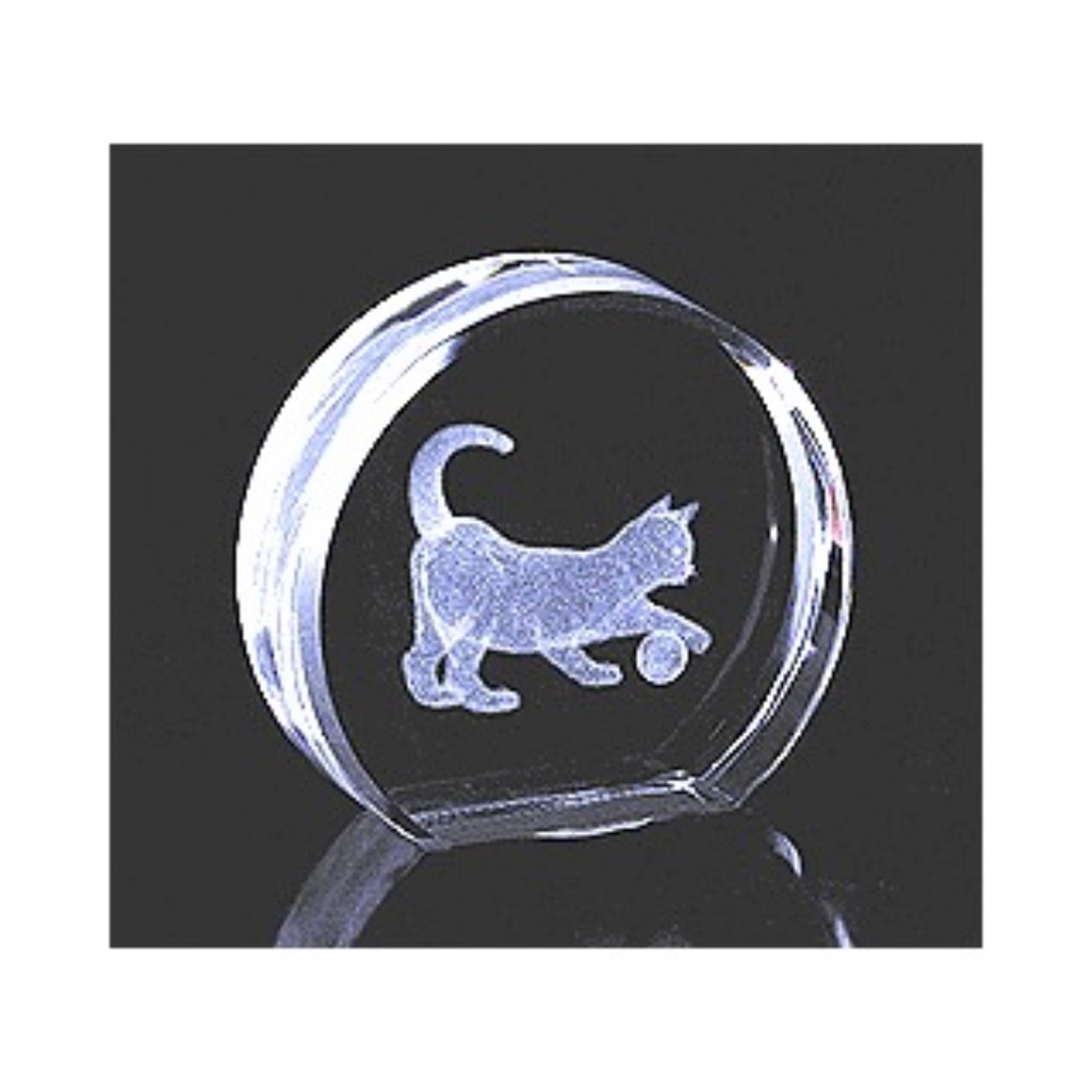 Art Glass Etched Cat/Kitten with Ball, Paperweight,  - Mint Vintage